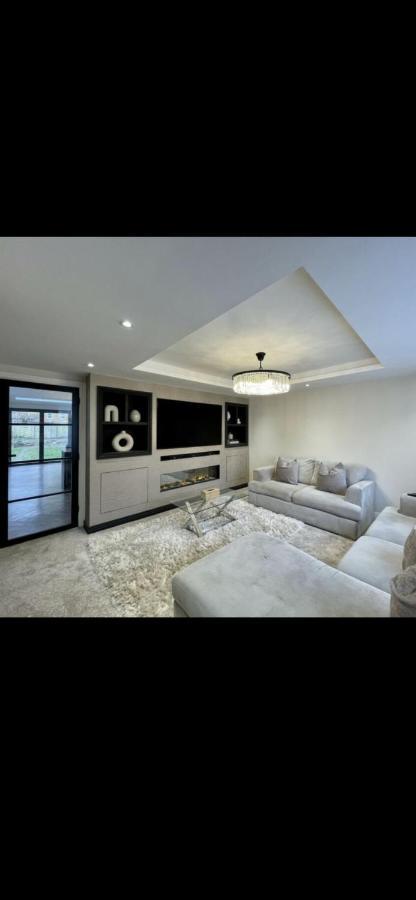 3 Bedroom House Hildenborough エクステリア 写真
