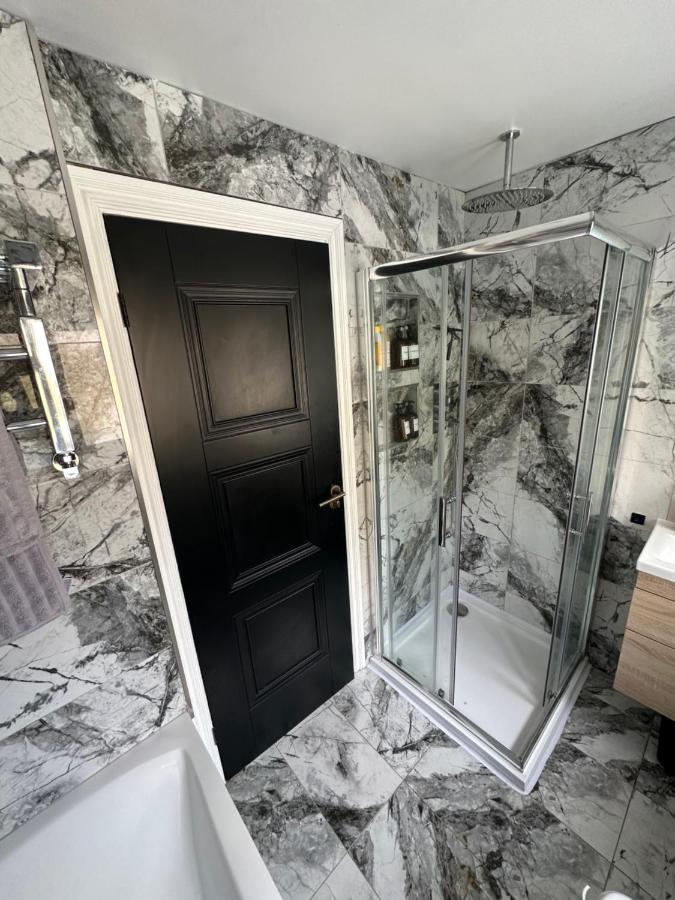 3 Bedroom House Hildenborough エクステリア 写真