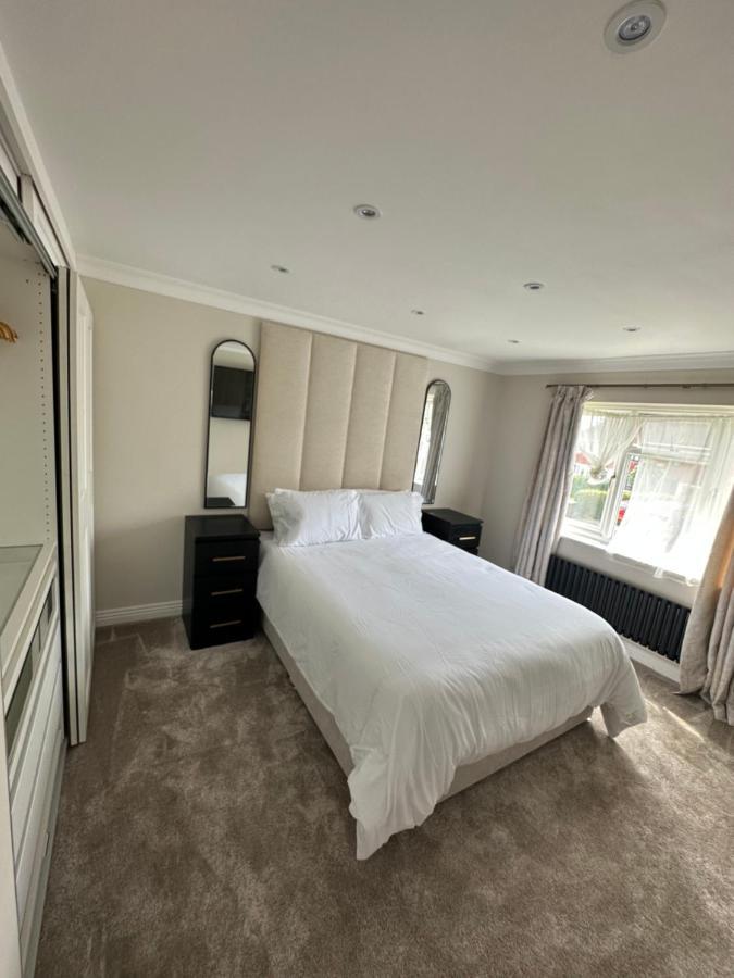 3 Bedroom House Hildenborough エクステリア 写真