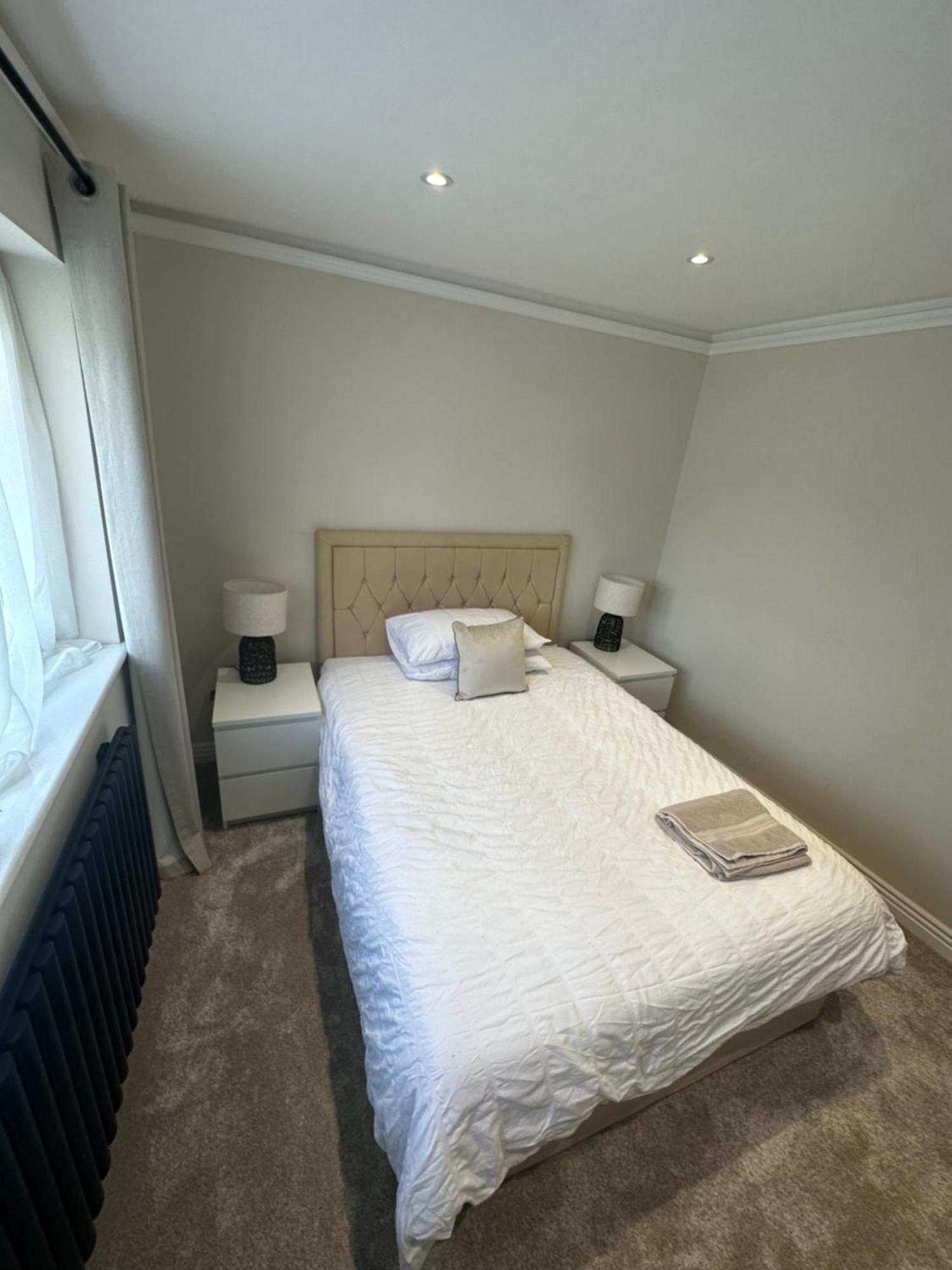 3 Bedroom House Hildenborough エクステリア 写真